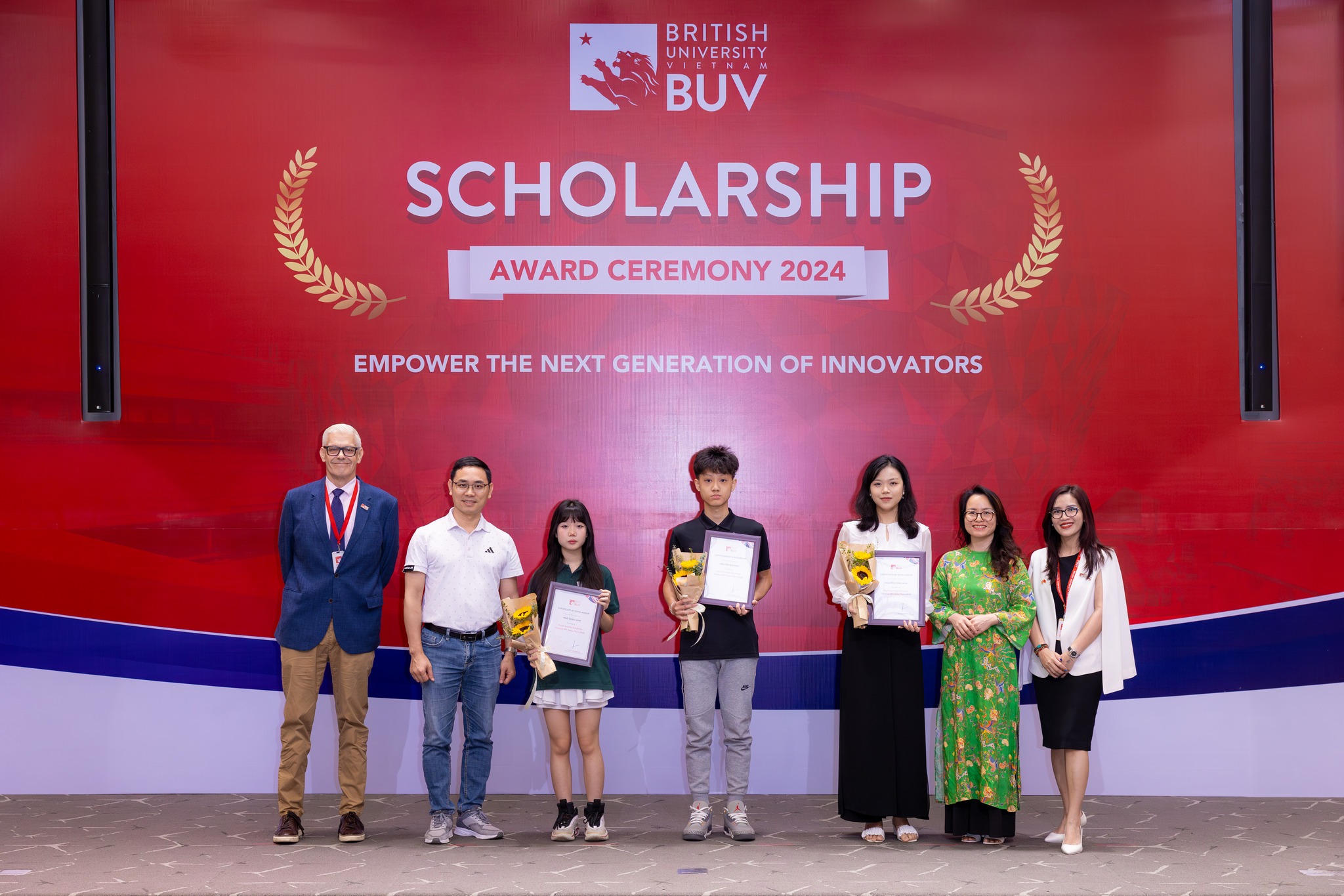 Học sinh Edison Schools đạt Học bổng Đại học Anh quốc Việt Nam BUV